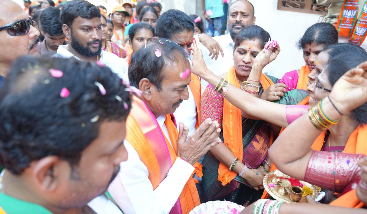 మల్కాజిగిరి ప్రజల ఆదరణ మరువలేను: ఈటల మల్కాజిగిరి ప్రజల ఆదరణ మరువలేను: ఈటల