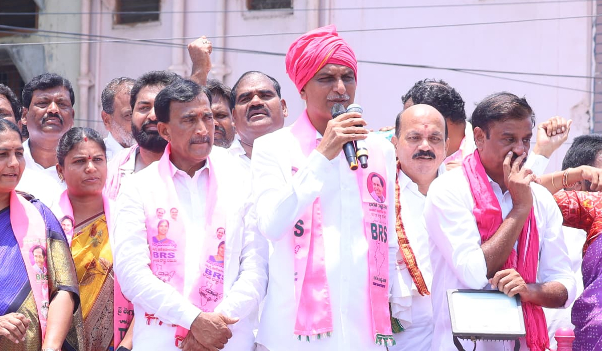 రేవంత్ సవాల్కు సిద్ధం: హరీశ్రావు రేవంత్ సవాల్కు సిద్ధం: హరీశ్రావు