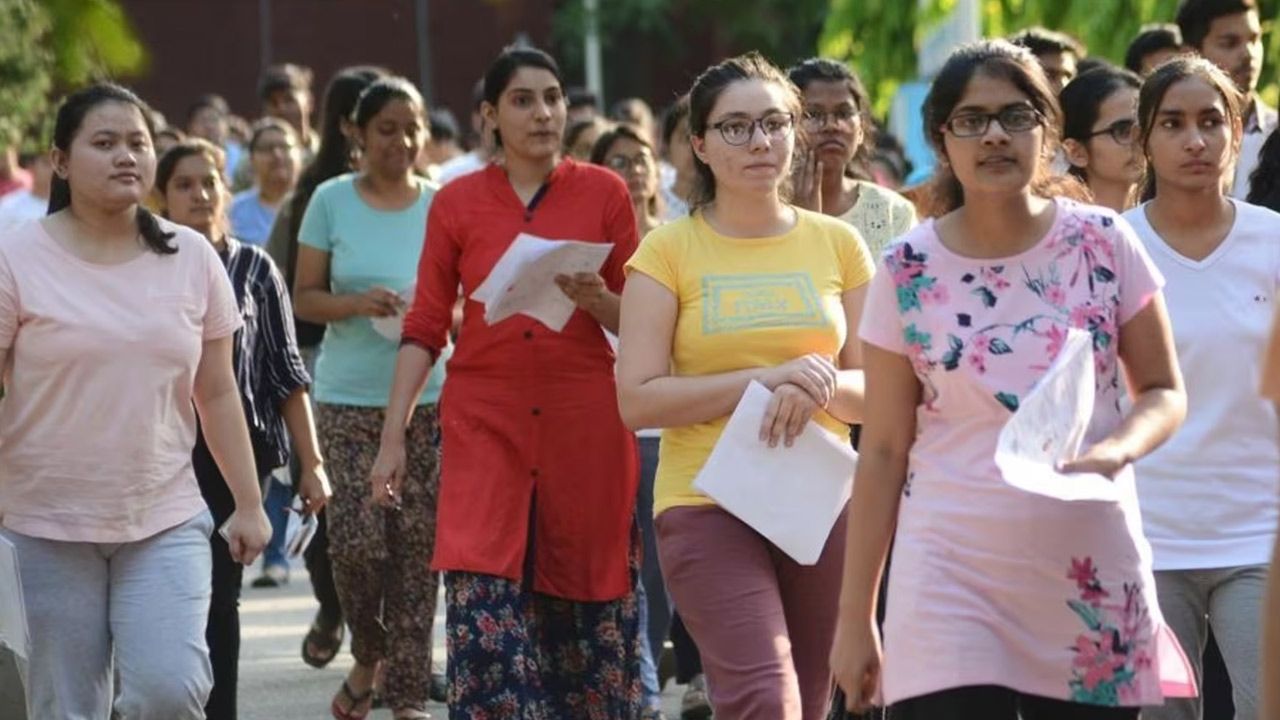 JEE Mains Ranks | ఏప్రిల్ 25న జేఈఈ మెయిన్స్ ర్యాంకులు.. NTA తాజా ప్రకటన.. JEE Mains Ranks | ఏప్రిల్ 25న జేఈఈ మెయిన్స్ ర్యాంకులు.. NTA తాజా ప్రకటన..