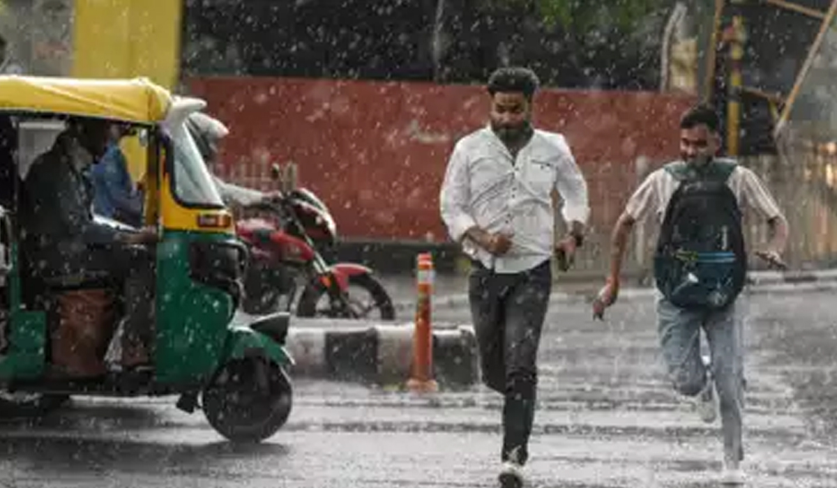 దేశంలో ఈ ఏడాది సాధరణం కంటే అధిక వర్షాపాతం దేశంలో ఈ ఏడాది సాధరణం కంటే అధిక వర్షాపాతం
