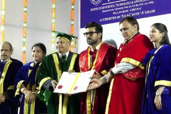 మెగా పవర్ స్టార్ ఇక మీదట డాక్టర్ రామ్చరణ్ మెగా పవర్ స్టార్ ఇక మీదట డాక్టర్ రామ్చరణ్