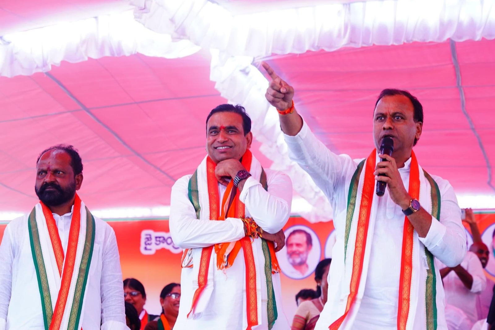 నీకు నీ బాస్కు అడ్రస్ లేకుండా చేస్తాం, ఖబడ్దార్ నీకు నీ బాస్కు అడ్రస్ లేకుండా చేస్తాం, ఖబడ్దార్