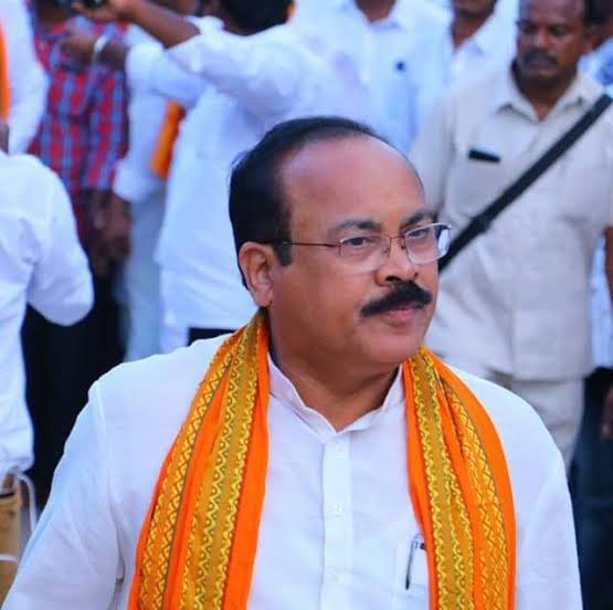 బీజేపీలోకి మాజీమంత్రి ఇనుగాల పెద్దిరెడ్డి బీజేపీలోకి మాజీమంత్రి ఇనుగాల పెద్దిరెడ్డి