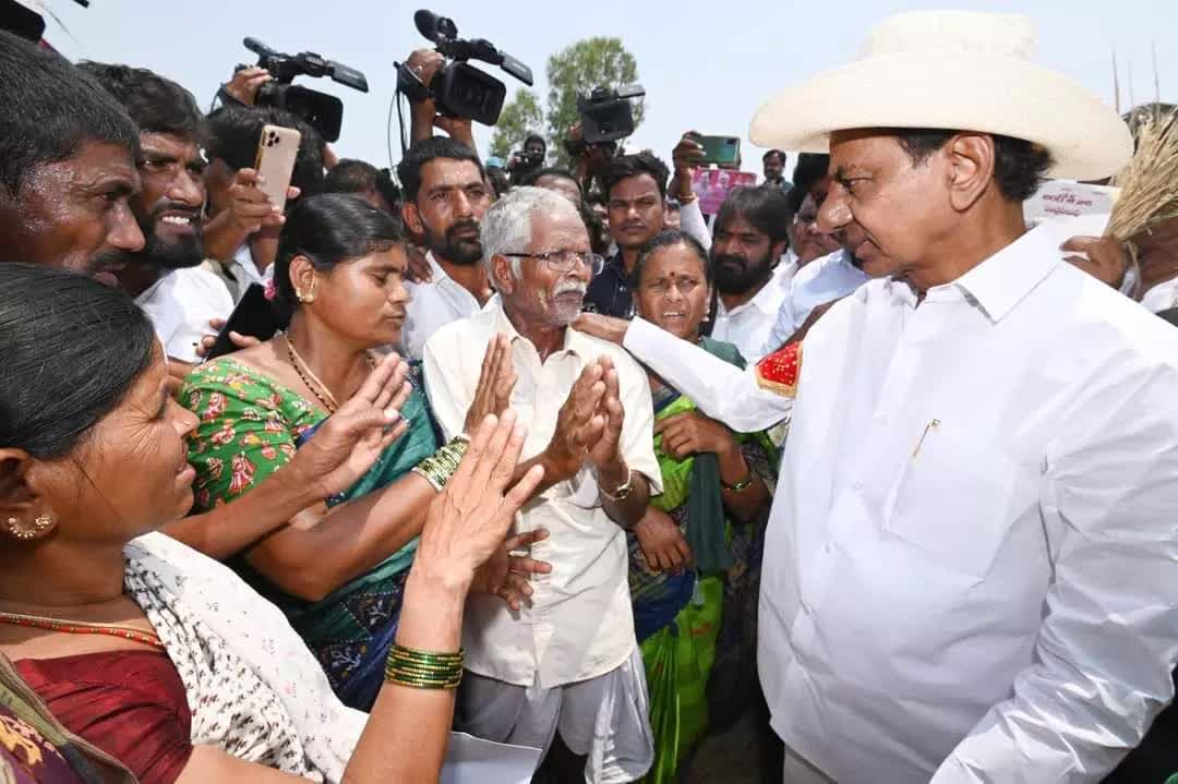 కరువు, కాంగ్రెస్ హామీలపై గులాబీ గురి కరువు, కాంగ్రెస్ హామీలపై గులాబీ గురి