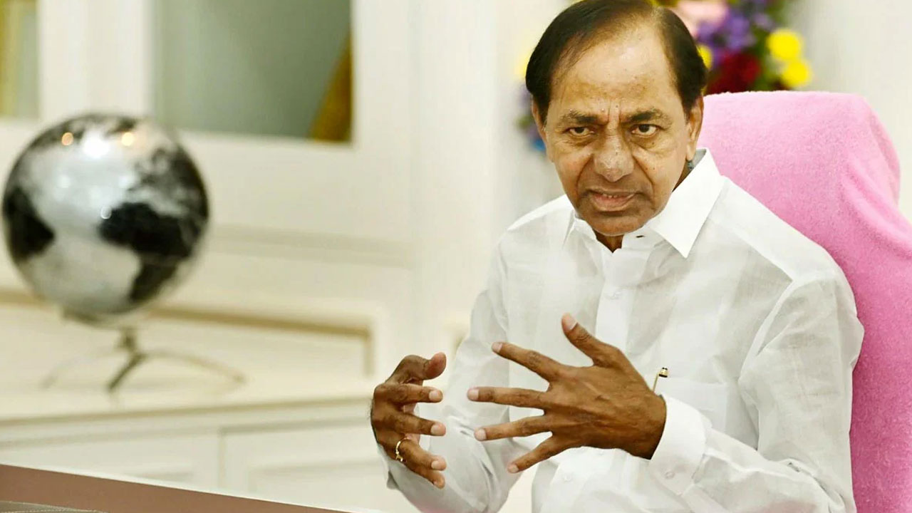 రేవంత్కు అందుకే నాపై కక్ష.. కేసీఆర్ సంచలన వ్యాఖ్యలు రేవంత్కు అందుకే నాపై కక్ష.. కేసీఆర్ సంచలన వ్యాఖ్యలు