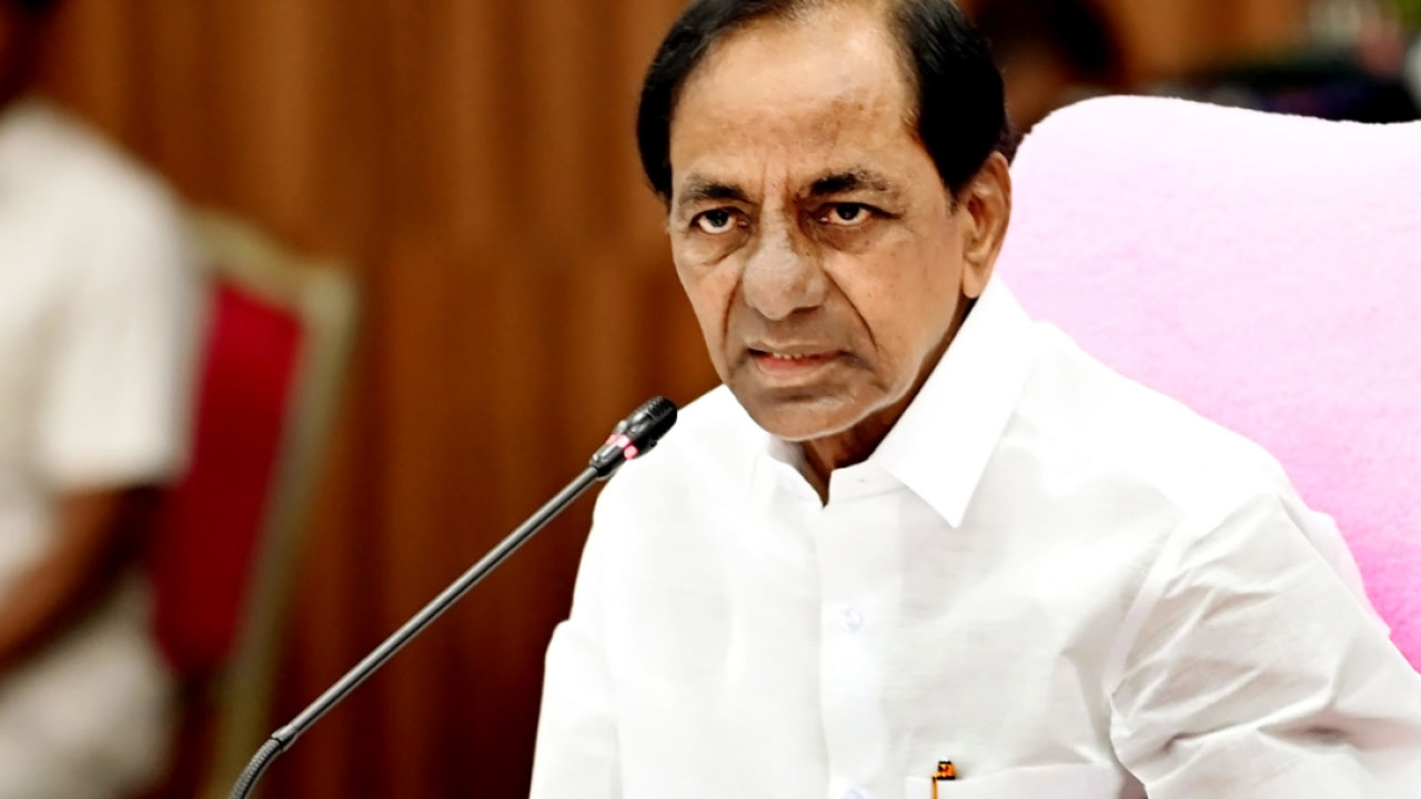అది లిక్కర్ స్కాం కానే కాదు.. అది మోదీ పొలిటికల్ స్కీం : కేసీఆర్ అది లిక్కర్ స్కాం కానే కాదు.. అది మోదీ పొలిటికల్ స్కీం : కేసీఆర్