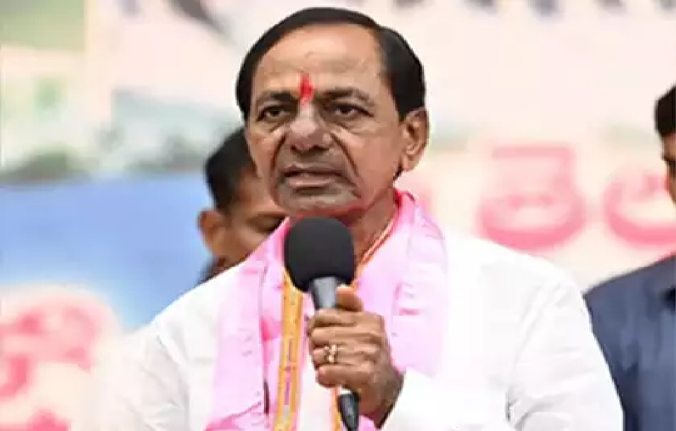 రూ. 3.90 పైసలకు యూనిట్ విద్యుత్ను కొన్నాం.. స్పష్టం చేసిన కేసీఆర్ రూ. 3.90 పైసలకు యూనిట్ విద్యుత్ను కొన్నాం.. స్పష్టం చేసిన కేసీఆర్