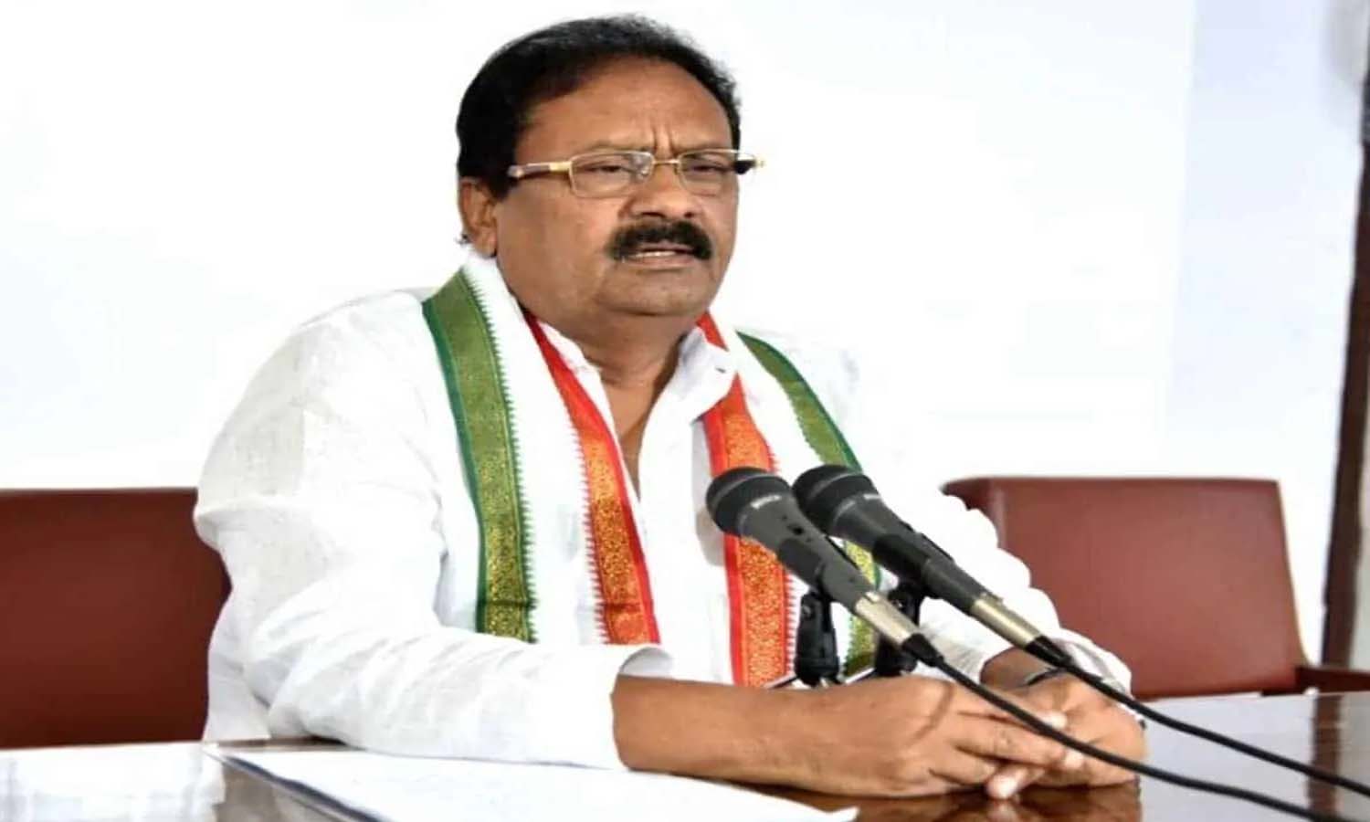 ఎన్నికల తర్వాతా పంట నష్టపరిహారం: ప్రభుత్వ సలహాదారు షబ్బీర్ అలీ ఎన్నికల తర్వాతా పంట నష్టపరిహారం: ప్రభుత్వ సలహాదారు షబ్బీర్ అలీ