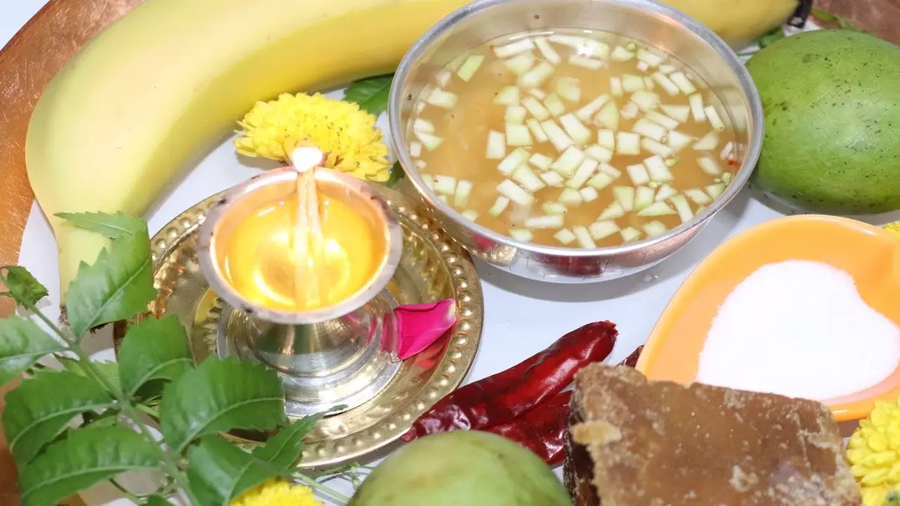 రేపే ఉగాది పండుగ.. ఏ సమయంలో పూజిస్తే మంచిదో తెలుసా..? రేపే ఉగాది పండుగ.. ఏ సమయంలో పూజిస్తే మంచిదో తెలుసా..?