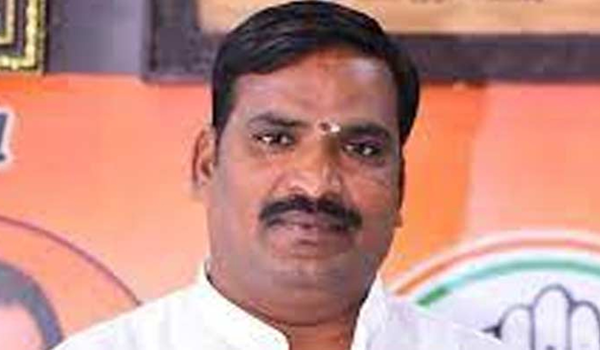 సోనియాగాంధీకి ఆహ్వానంపై విమర్శలు మతిలేనివి: బీర్ల అయిలయ్య సోనియాగాంధీకి ఆహ్వానంపై విమర్శలు మతిలేనివి: బీర్ల అయిలయ్య