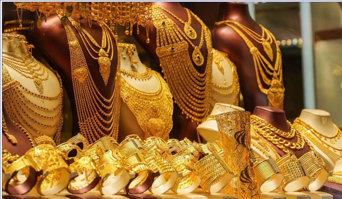 Gold Rates: మరోసారి పెరిగిన బంగారం.. రాష్ట్రాల వారీగా ధరలు ఇలా Gold Rates: మరోసారి పెరిగిన బంగారం.. రాష్ట్రాల వారీగా ధరలు ఇలా