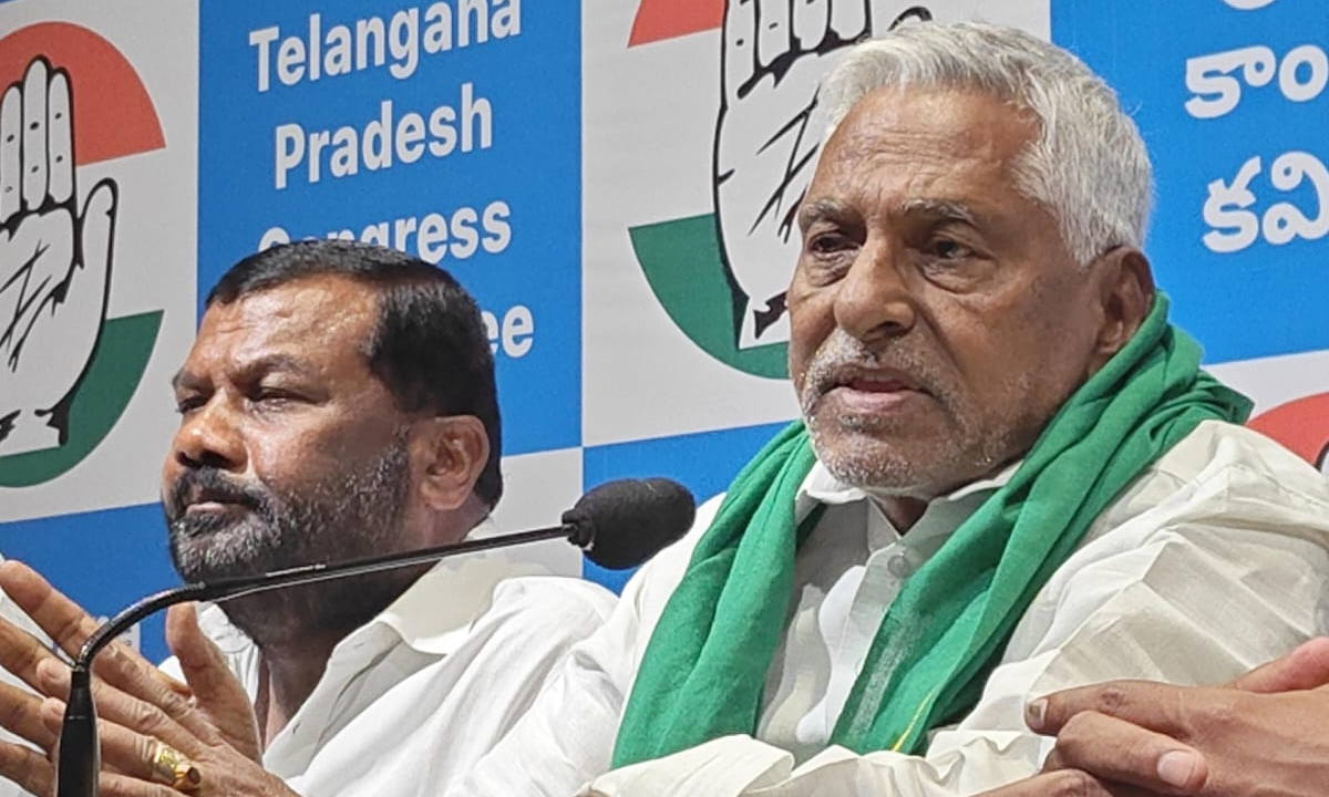 సీఎం రేవంత్ రెడ్డి తీరుపై అసహనంలో ఎమ్మెల్సీ జీవన్రెడ్డి సీఎం రేవంత్ రెడ్డి తీరుపై అసహనంలో ఎమ్మెల్సీ జీవన్రెడ్డి