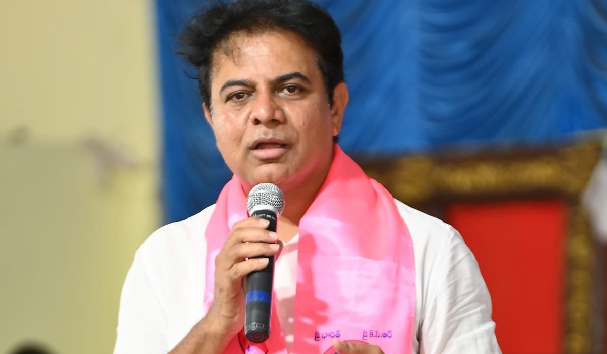 KTR | పనులు చేసింది బీఆరెస్ హయంలో.. క్రెడిట్ కాంగ్రెస్ ఖాతాలో: కేటీఆర్ KTR | పనులు చేసింది బీఆరెస్ హయంలో.. క్రెడిట్ కాంగ్రెస్ ఖాతాలో: కేటీఆర్