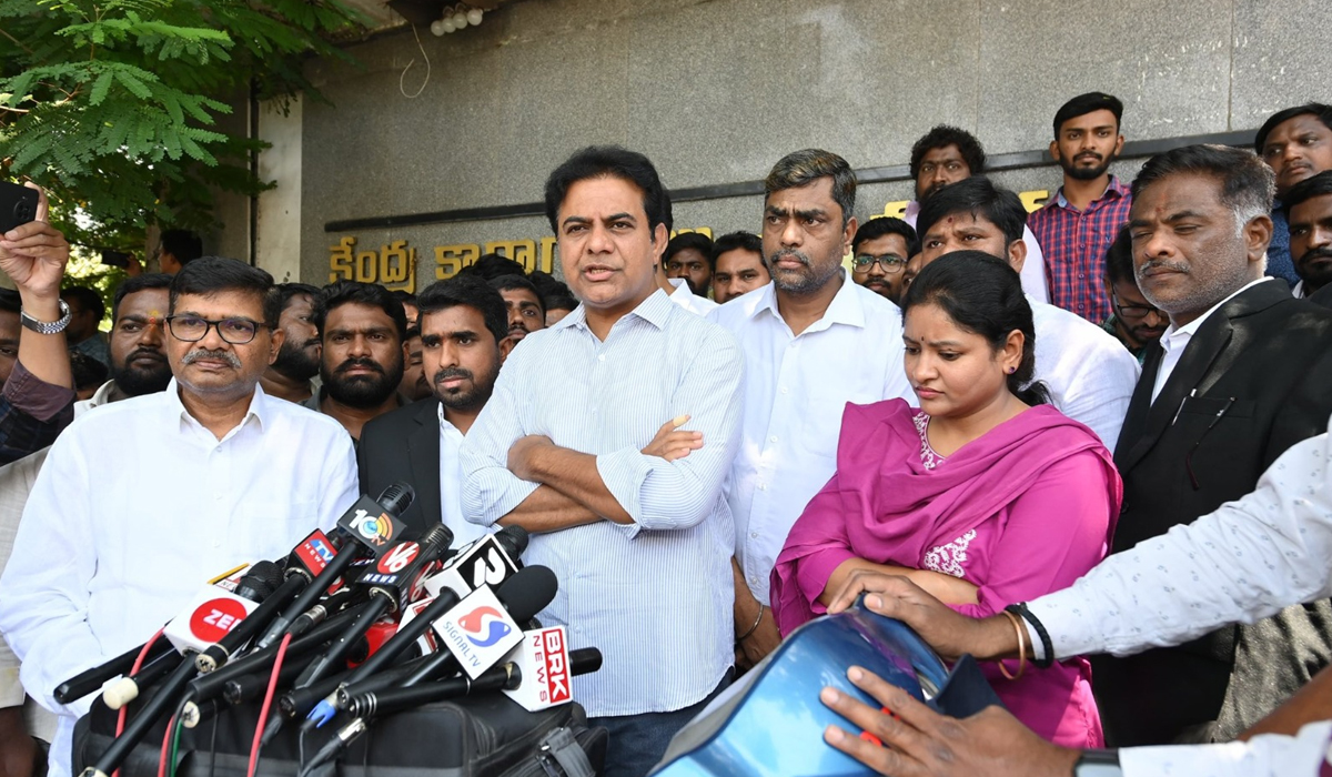 సీఎం రేవంత్ రెడ్డికి కేటీఆర్ సవాల్ సీఎం రేవంత్ రెడ్డికి కేటీఆర్ సవాల్