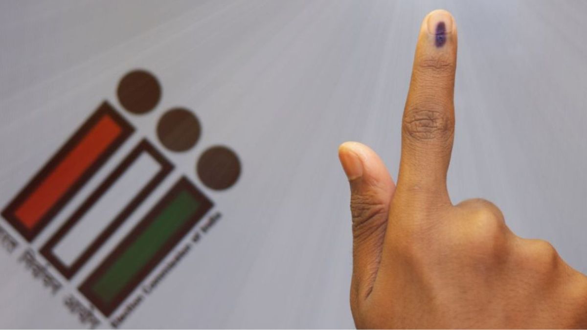 Vote for Democracy | ప్రజాతీర్పు చోరీకి గురైందా?.. ఈసీ పనితీరుపై ఎన్నికల్లో తీవ్ర విమర్శలు Vote for Democracy | ప్రజాతీర్పు చోరీకి గురైందా?.. ఈసీ పనితీరుపై ఎన్నికల్లో తీవ్ర విమర్శలు