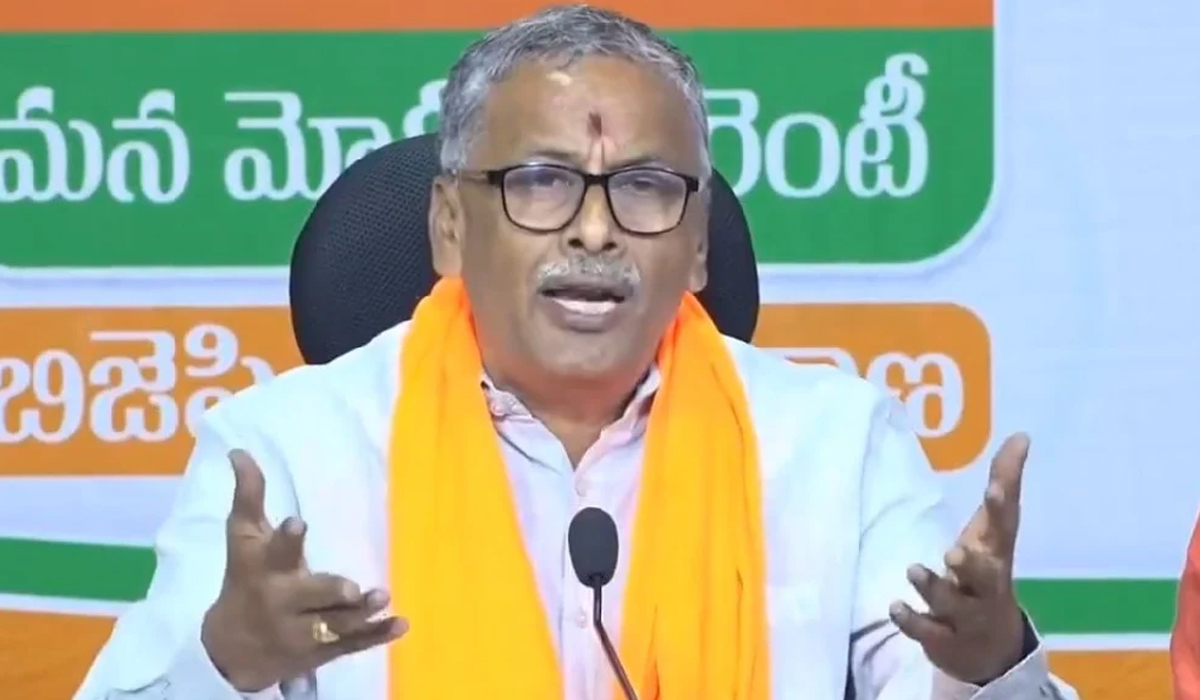 తెలుగు రాష్ట్రాల సీఎం భేటీ మంచిదే: ఎన్వీఎస్ఎస్ ప్రభాకర్ తెలుగు రాష్ట్రాల సీఎం భేటీ మంచిదే: ఎన్వీఎస్ఎస్ ప్రభాకర్