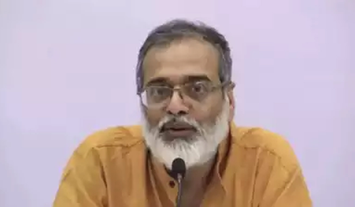 Prabir Purkayastha | న్యూస్క్లిక్ వ్యవస్థాపకుడు ప్రబీర్ పుర్కాయస్థ అరెస్టు చెల్లదు Prabir Purkayastha | న్యూస్క్లిక్ వ్యవస్థాపకుడు ప్రబీర్ పుర్కాయస్థ అరెస్టు చెల్లదు