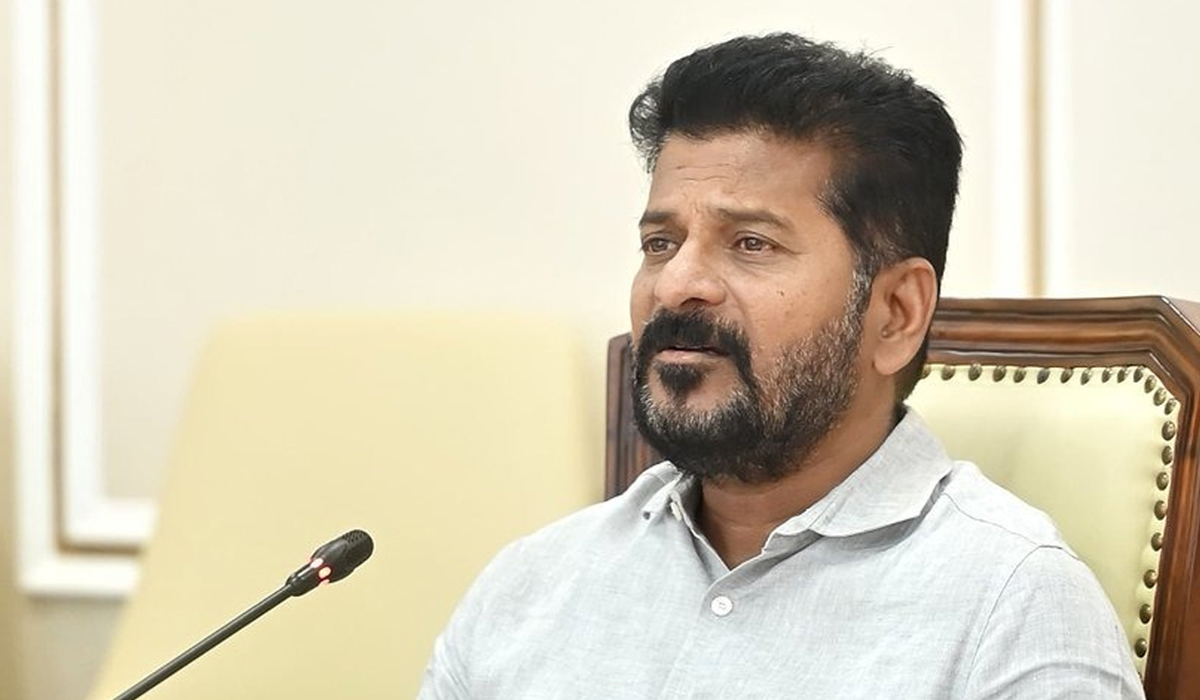 ఢిల్లీకి సీఎం రేవంత్ రెడ్డి శనివారం.. సీడబ్ల్యుసీ భేటీకి హాజరు ఢిల్లీకి సీఎం రేవంత్ రెడ్డి శనివారం.. సీడబ్ల్యుసీ భేటీకి హాజరు