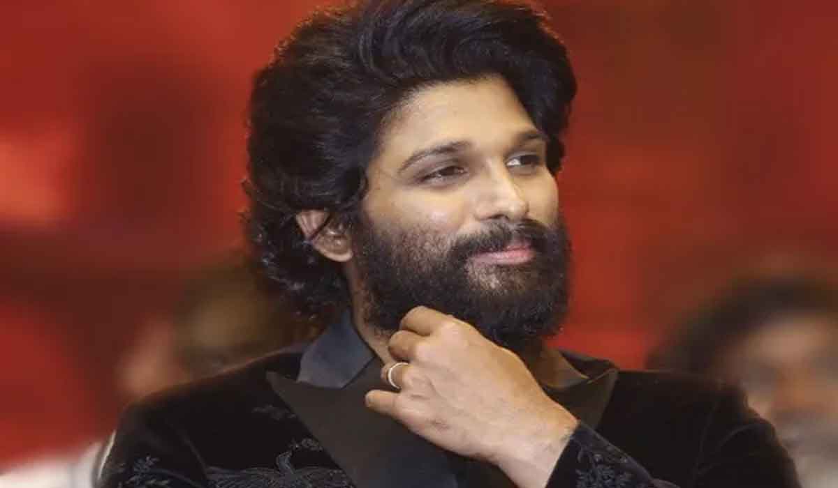Allu Arjun| మెగా వాట్సప్ గ్రూప్ నుండి ఎగ్జిట్ అయిన బన్నీ.. ఇంకా పొలిటికల్ వార్ చల్లారలేదా? Allu Arjun| మెగా వాట్సప్ గ్రూప్ నుండి ఎగ్జిట్ అయిన బన్నీ.. ఇంకా పొలిటికల్ వార్ చల్లారలేదా?