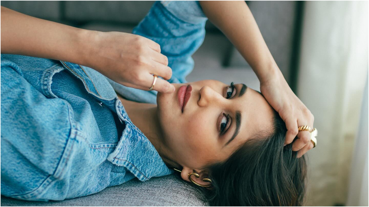 Nikita Dutta : సైలీష్‌ లుక్స్‌లో మెరిసిపోతున్న నికితా దత్తా