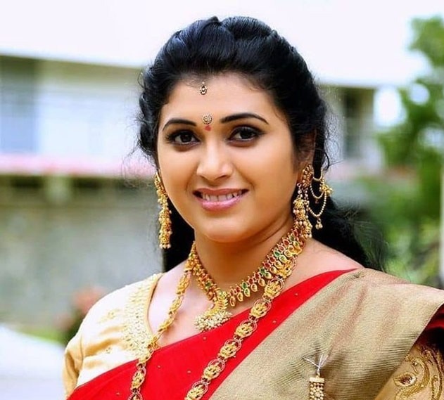 Pavithra Jayaram | రోడ్డు ప్రమాదంలో విషాదం.. త్రినయని పవిత్ర దుర్మరణం Pavithra Jayaram | రోడ్డు ప్రమాదంలో విషాదం.. త్రినయని పవిత్ర దుర్మరణం