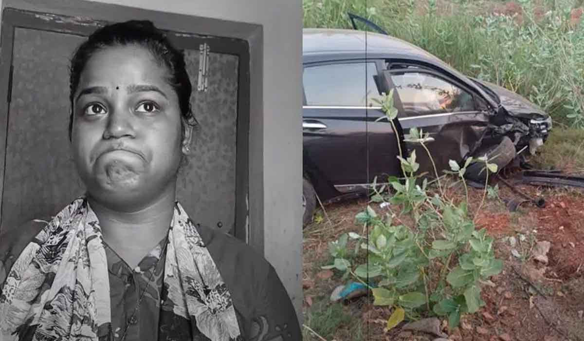 Jabardasth Pavitra| జబర్ధస్త్ పవిత్ర కారు ప్రమాదం.. ఇష్టపడి కొనుకున్న కారు నుజ్జు నుజ్జు Jabardasth Pavitra| జబర్ధస్త్ పవిత్ర కారు ప్రమాదం.. ఇష్టపడి కొనుకున్న కారు నుజ్జు నుజ్జు