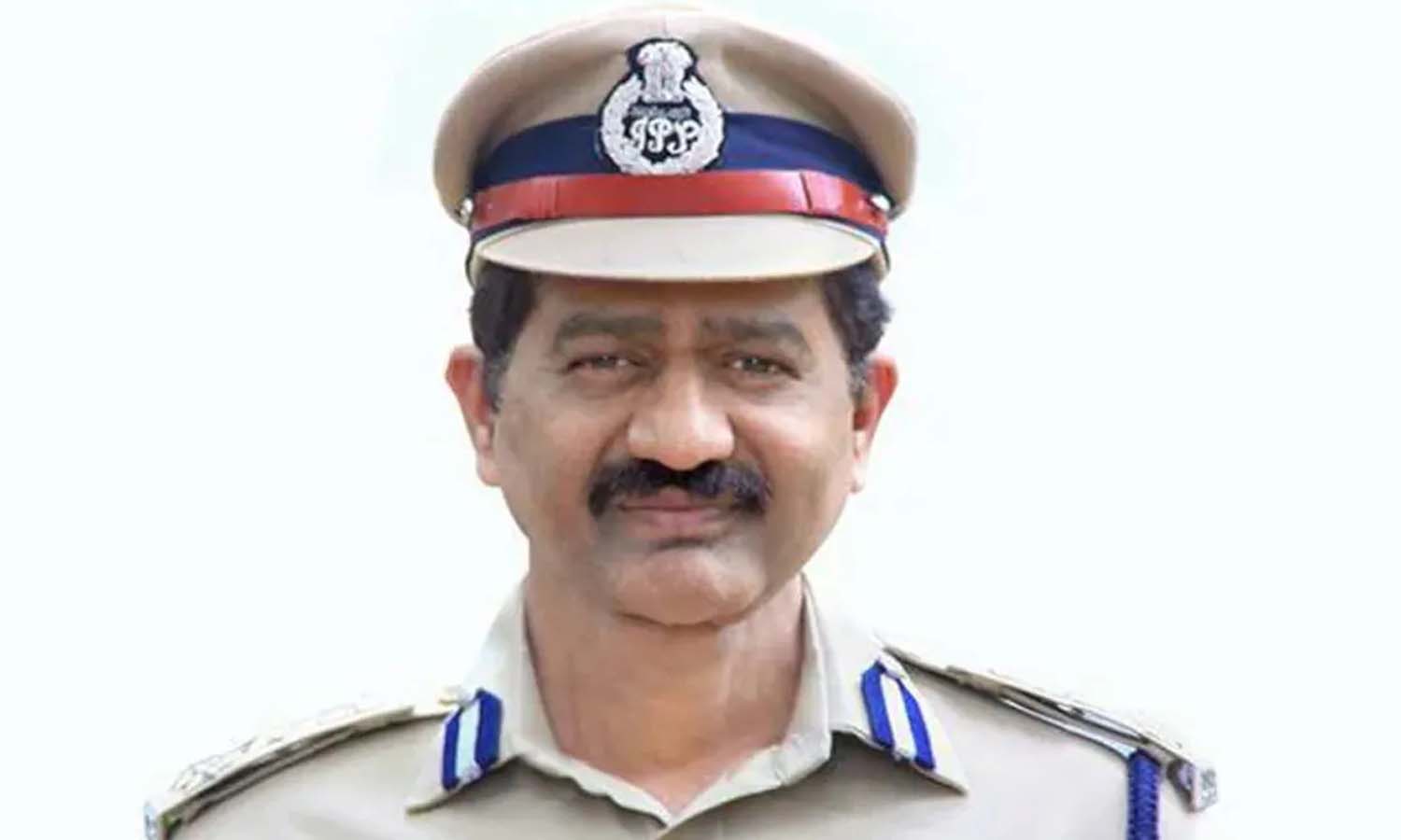 Phone Tapping Case | ట్యాపింగ్ కేసులో ప్రభాకర్రావుకు నాన్ బెయిల్బుల్ వారెంట్ Phone Tapping Case | ట్యాపింగ్ కేసులో ప్రభాకర్రావుకు నాన్ బెయిల్బుల్ వారెంట్