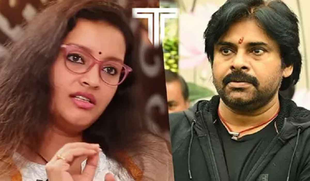 Renu Desai| నా మాజీ భర్తని అన్నింట్లో ఎందుకు లాగుతున్నారు.. ఆయనకి ప్రేమ లేదు..! Renu Desai| నా మాజీ భర్తని అన్నింట్లో ఎందుకు లాగుతున్నారు.. ఆయనకి ప్రేమ లేదు..!