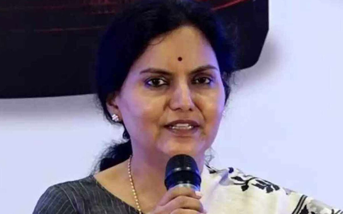 విత్తనాల కృత్రిమ కొరత సృష్టిస్తే పీడీ యాక్ట్ కేసులు..కలెక్టర్లకు సీఎస్ శాంతికుమారి ఆదేశాలు విత్తనాల కృత్రిమ కొరత సృష్టిస్తే పీడీ యాక్ట్ కేసులు..కలెక్టర్లకు సీఎస్ శాంతికుమారి ఆదేశాలు