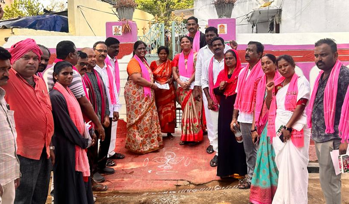 హస్తం పాలన.. అస్తవ్యస్తం: సునీత జగదీష్ రెడ్డి హస్తం పాలన.. అస్తవ్యస్తం: సునీత జగదీష్ రెడ్డి