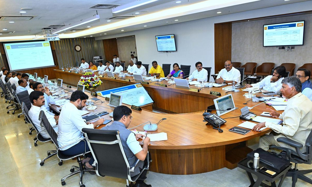 AP Cabinet | ఏపీ తొలి కేబినెట్ కీలక నిర్ణయాలు.. చంద్రబాబు ఐదు సంతకాలకు ఆమోదం AP Cabinet | ఏపీ తొలి కేబినెట్ కీలక నిర్ణయాలు.. చంద్రబాబు ఐదు సంతకాలకు ఆమోదం