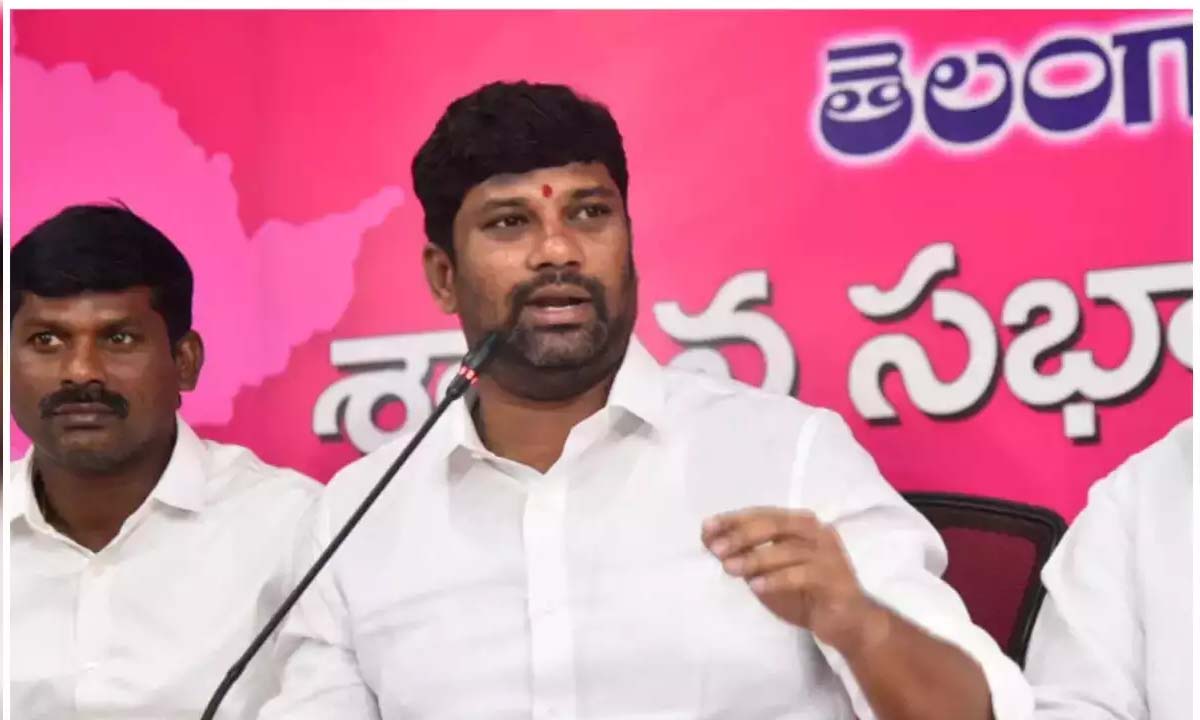 మేడిగడ్డలో ఇసుకకు కాంగ్రెస్ కన్నం … ప్రభుత్వం నిర్ణయాన్ని ఉపసంహరించుకోవాలి : బాల్క సుమన్ మేడిగడ్డలో ఇసుకకు కాంగ్రెస్ కన్నం … ప్రభుత్వం నిర్ణయాన్ని ఉపసంహరించుకోవాలి : బాల్క సుమన్