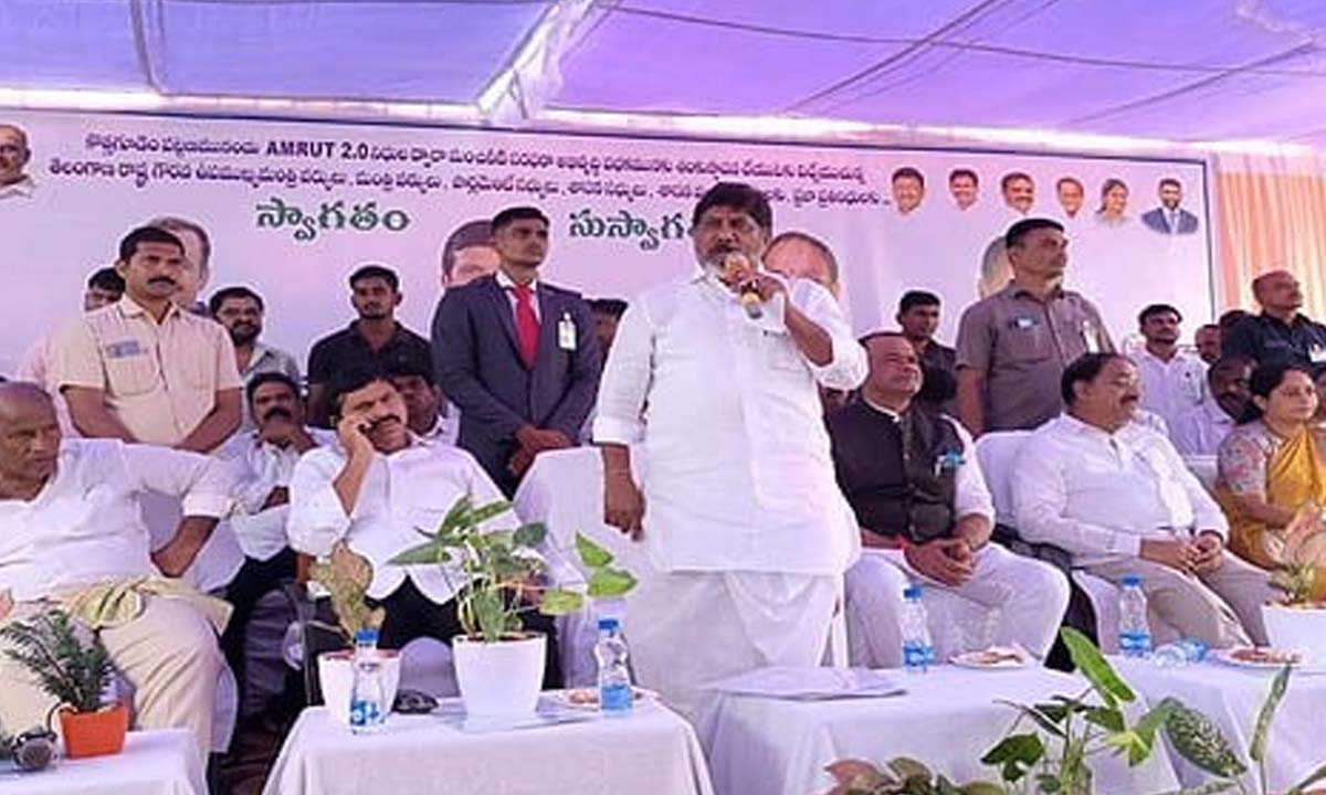 రెండు లక్షల రుణమాఫీ చేసి చూపిస్తాం … కొత్తగూడెం సభలో డిప్యూటీ సీఎం భట్టి రెండు లక్షల రుణమాఫీ చేసి చూపిస్తాం … కొత్తగూడెం సభలో డిప్యూటీ సీఎం భట్టి