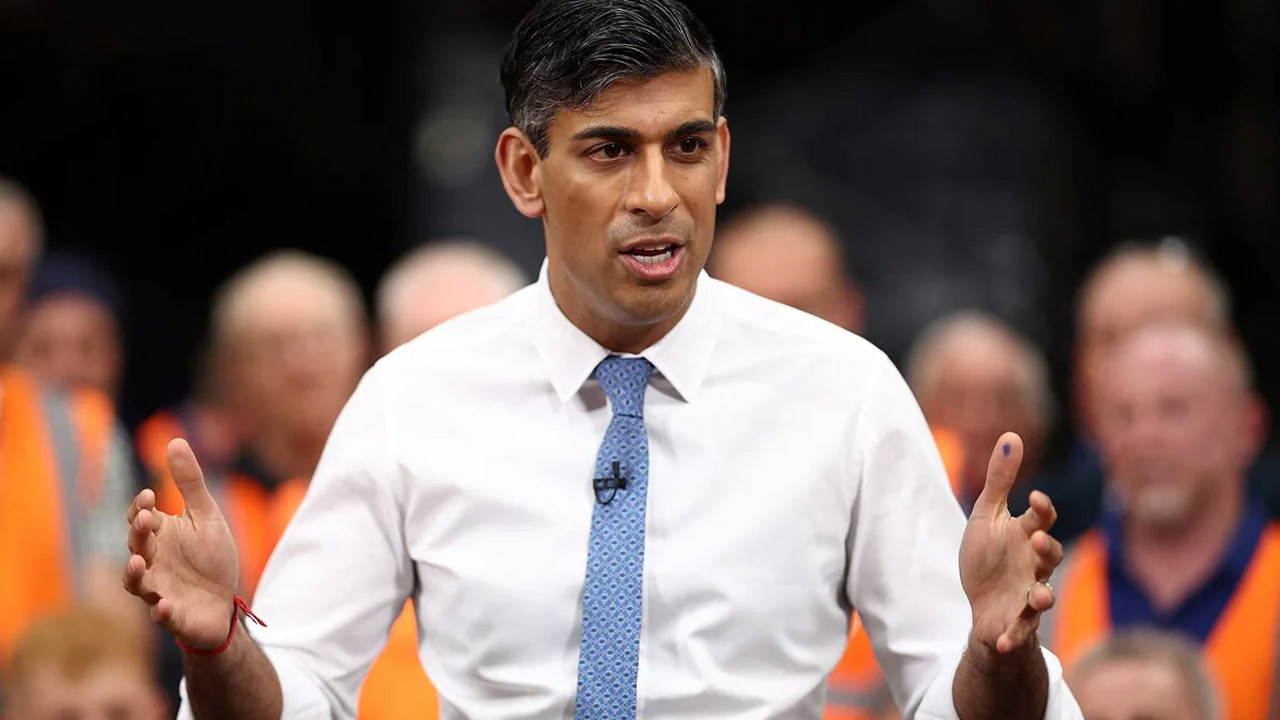 Britain PM | వచ్చే ఎన్నికల్లో బ్రిటన్ ప్రధానికి ఓటమే.. స్పష్టంచేసిన ఒపీనియన్ పోల్స్..! Britain PM | వచ్చే ఎన్నికల్లో బ్రిటన్ ప్రధానికి ఓటమే.. స్పష్టంచేసిన ఒపీనియన్ పోల్స్..!