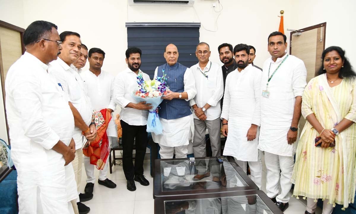 తెలంగాణ ప్రయోజనాలే ప్రాధాన్యంగా… ముఖ్యమంత్రి రేవంత్ రెడ్డి ఢిల్లీ పర్యటన తెలంగాణ ప్రయోజనాలే ప్రాధాన్యంగా… ముఖ్యమంత్రి రేవంత్ రెడ్డి ఢిల్లీ పర్యటన