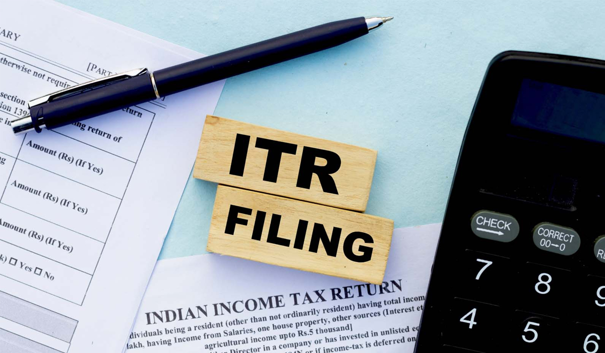 ITR Filing | ఆదాయపు పన్ను చెల్లింపుదారులకు అలెర్ట్.. ఐటీఆర్ ఫైలింగ్ దగ్గరపడుతున్న గడువు..! ITR Filing | ఆదాయపు పన్ను చెల్లింపుదారులకు అలెర్ట్.. ఐటీఆర్ ఫైలింగ్ దగ్గరపడుతున్న గడువు..!