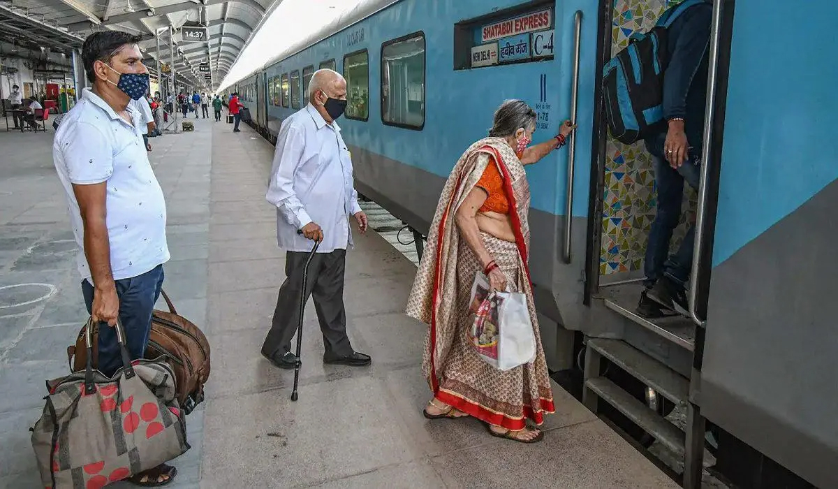 Indian Railway | రైల్వే ప్రయాణికులకు మోదీ సర్కారు గుడ్న్యూస్..! త్వరలో మళ్లీ సీనియర్ సిటిజన్లకు టికెట్లపై రాయితీ..! Indian Railway | రైల్వే ప్రయాణికులకు మోదీ సర్కారు గుడ్న్యూస్..! త్వరలో మళ్లీ సీనియర్ సిటిజన్లకు టికెట్లపై రాయితీ..!