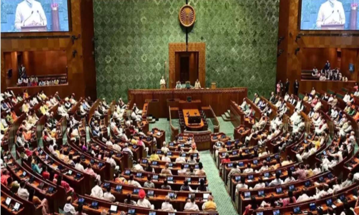 MPs: ఎంపీల జీతాలు, అలవెన్స్లు పెంపు! MPs: ఎంపీల జీతాలు, అలవెన్స్లు పెంపు!