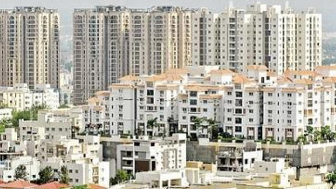 Hyderabad FSI Rule | ఇకనైనా ఎఫ్ఎస్ఐ తెస్తారా? లేక హైదరాబాద్ నగరాన్ని చంపుతారా? Hyderabad FSI Rule | ఇకనైనా ఎఫ్ఎస్ఐ తెస్తారా? లేక హైదరాబాద్ నగరాన్ని చంపుతారా?