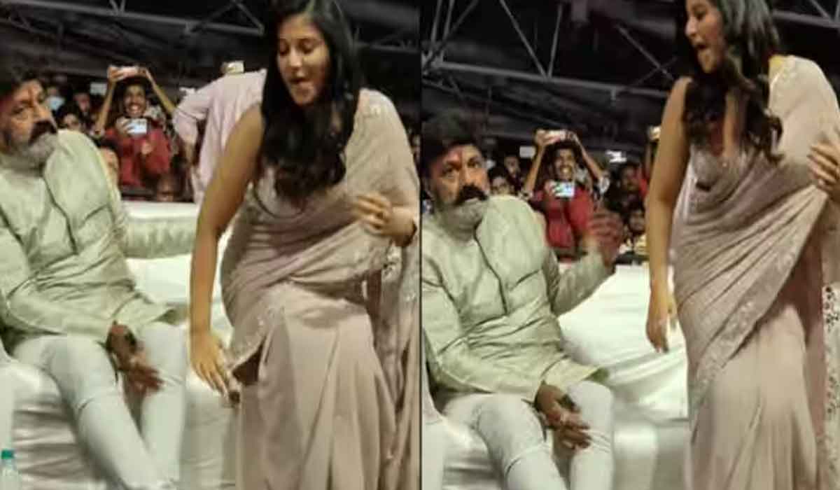 Bala Krishna| మరోసారి అడ్డంగా దొరికిన బాలకృష్ణ.. అంజలిని అక్కడ టచ్ చేయడంతో ఫ్యాన్స్ ఫైర్ Bala Krishna| మరోసారి అడ్డంగా దొరికిన బాలకృష్ణ.. అంజలిని అక్కడ టచ్ చేయడంతో ఫ్యాన్స్ ఫైర్