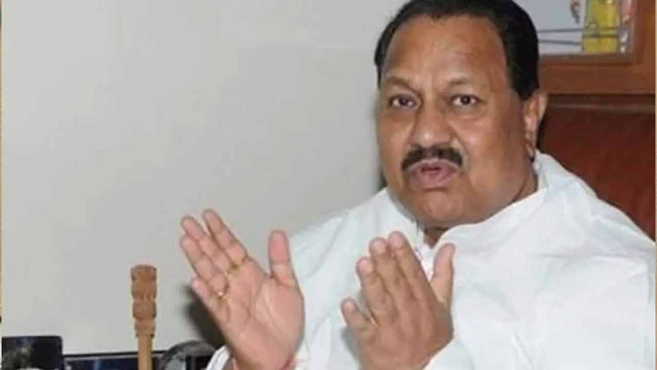 Dharmapuri Srinivas | డీఎస్ రాజకీయ ప్రస్థానం ఇదీ.. 1989లో తొలిసారి అసెంబ్లీకి ఎన్నిక Dharmapuri Srinivas | డీఎస్ రాజకీయ ప్రస్థానం ఇదీ.. 1989లో తొలిసారి అసెంబ్లీకి ఎన్నిక