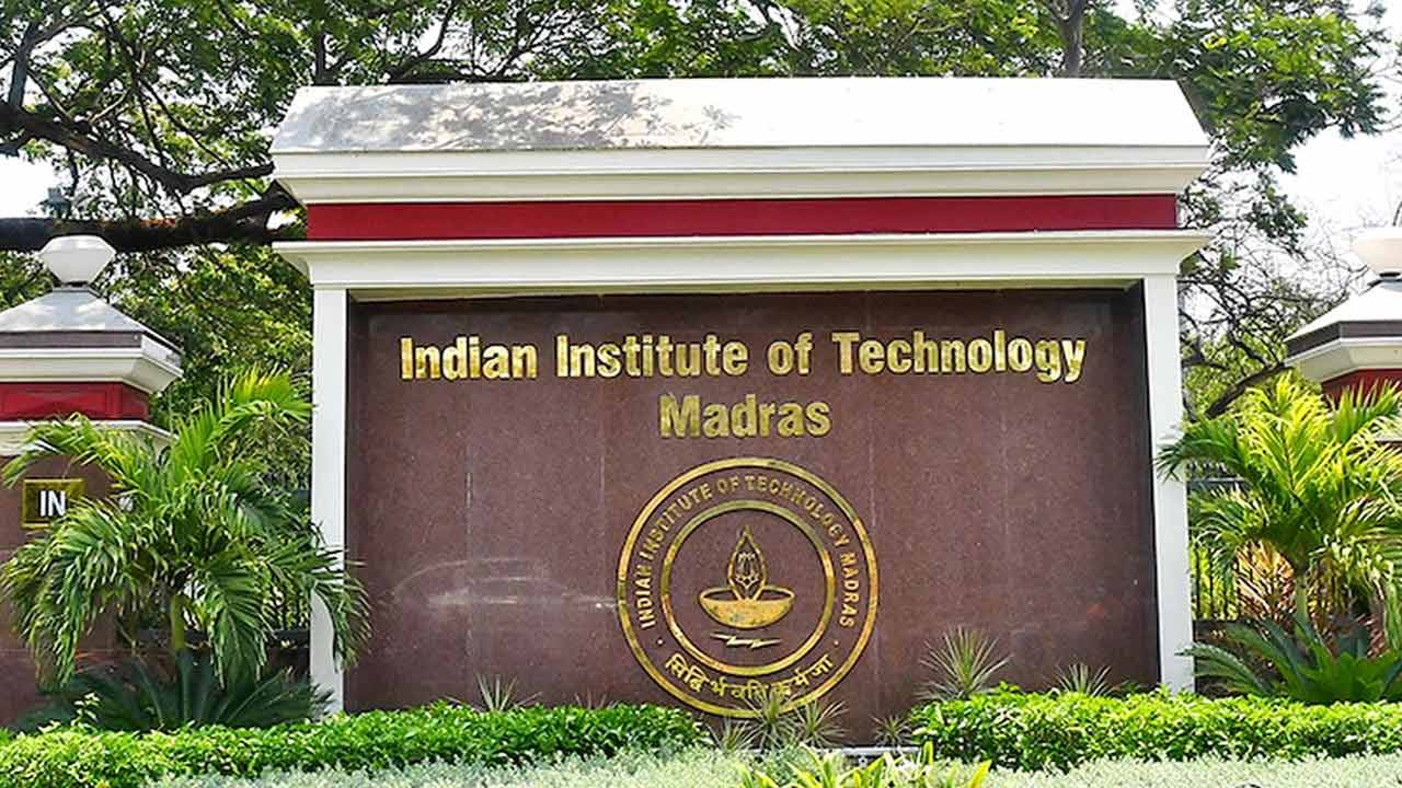IIT Madras | ఇంటర్తో ఆన్లైన్లో ఐఐటీ కోర్సులు.. ఇంకెందుకు ఆలస్యం.. నాలుగేండ్ల బీఎస్ ఎలక్ట్రానిక్ సిస్టమ్స్ కోర్సులో చేరేద్దామా..? IIT Madras | ఇంటర్తో ఆన్లైన్లో ఐఐటీ కోర్సులు.. ఇంకెందుకు ఆలస్యం.. నాలుగేండ్ల బీఎస్ ఎలక్ట్రానిక్ సిస్టమ్స్ కోర్సులో చేరేద్దామా..?