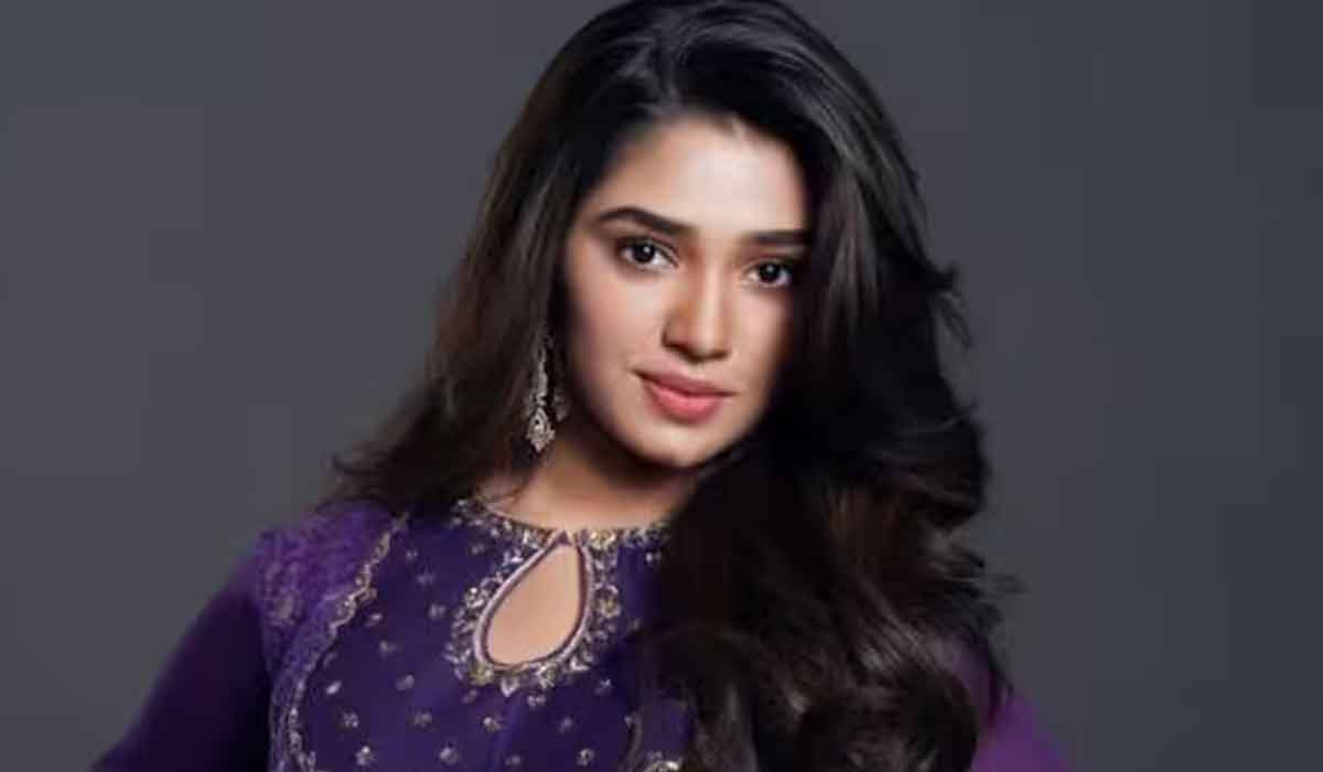 Krithi Shetty| కృతి శెట్టికి బ్యాడ్ టైమ్ నడుస్తుందా.. మనమే కలెక్షన్స్కి కృతినే గండి కొట్టిందా..! Krithi Shetty| కృతి శెట్టికి బ్యాడ్ టైమ్ నడుస్తుందా.. మనమే కలెక్షన్స్కి కృతినే గండి కొట్టిందా..!