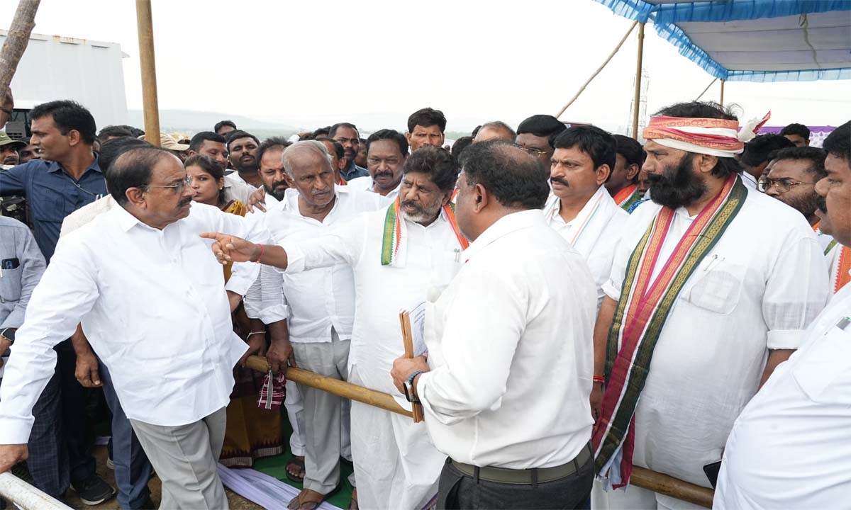 సీతారామం రీడిజైన్తో ప్రజాధనం దుర్వినియోగం సీతారామం రీడిజైన్తో ప్రజాధనం దుర్వినియోగం