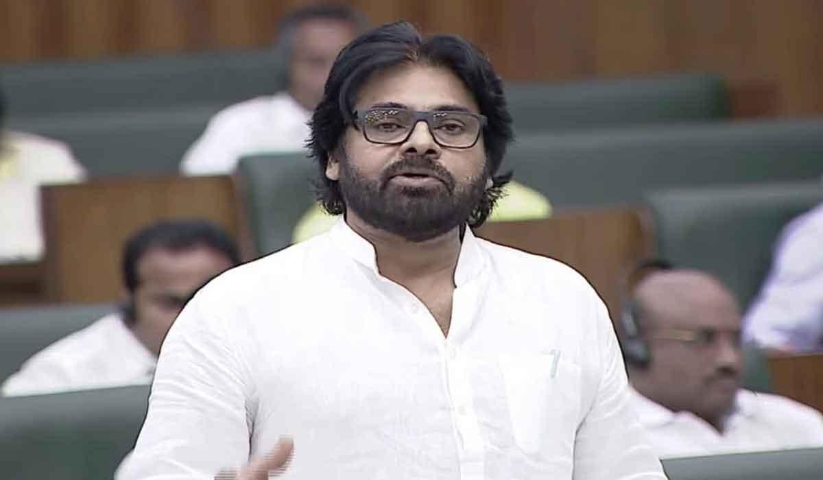 Pawan Kalyan| అసెంబ్లీలో పవన్ కళ్యాణ్ తొలి స్పీచ్.. తెగ నవ్వించేశారుగా..! Pawan Kalyan| అసెంబ్లీలో పవన్ కళ్యాణ్ తొలి స్పీచ్.. తెగ నవ్వించేశారుగా..!