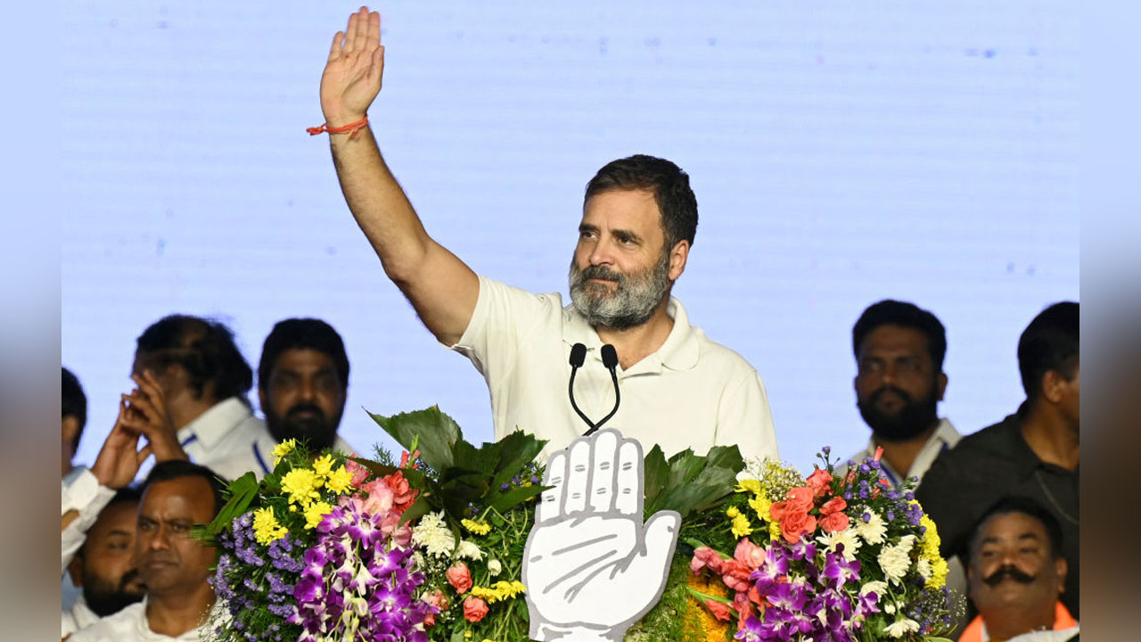 Congress Party | సెంచరీ కొట్టిన కాంగ్రెస్.. 52 నుంచి 100కు చేరిన కాంగ్రెస్ సీట్లు Congress Party | సెంచరీ కొట్టిన కాంగ్రెస్.. 52 నుంచి 100కు చేరిన కాంగ్రెస్ సీట్లు