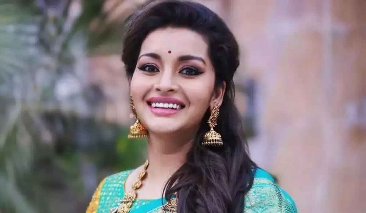 Renu Desai| నా మాజీ భర్తని మిస్ అవుతున్నానని అన్నారంటే.. స్వీట్ వార్నింగ్ ఇచ్చిన రేణూ Renu Desai| నా మాజీ భర్తని మిస్ అవుతున్నానని అన్నారంటే.. స్వీట్ వార్నింగ్ ఇచ్చిన రేణూ