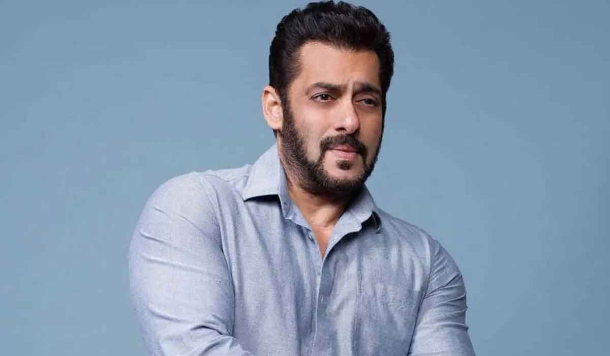 Salman Khan| 58 ఏళ్లు వచ్చిన కూడా సల్మాన్ ఖాన్ ఇంకా బ్యాచిలర్గా ఉండడానికి కారణం చెప్పిన అతని తండ్రి Salman Khan| 58 ఏళ్లు వచ్చిన కూడా సల్మాన్ ఖాన్ ఇంకా బ్యాచిలర్గా ఉండడానికి కారణం చెప్పిన అతని తండ్రి