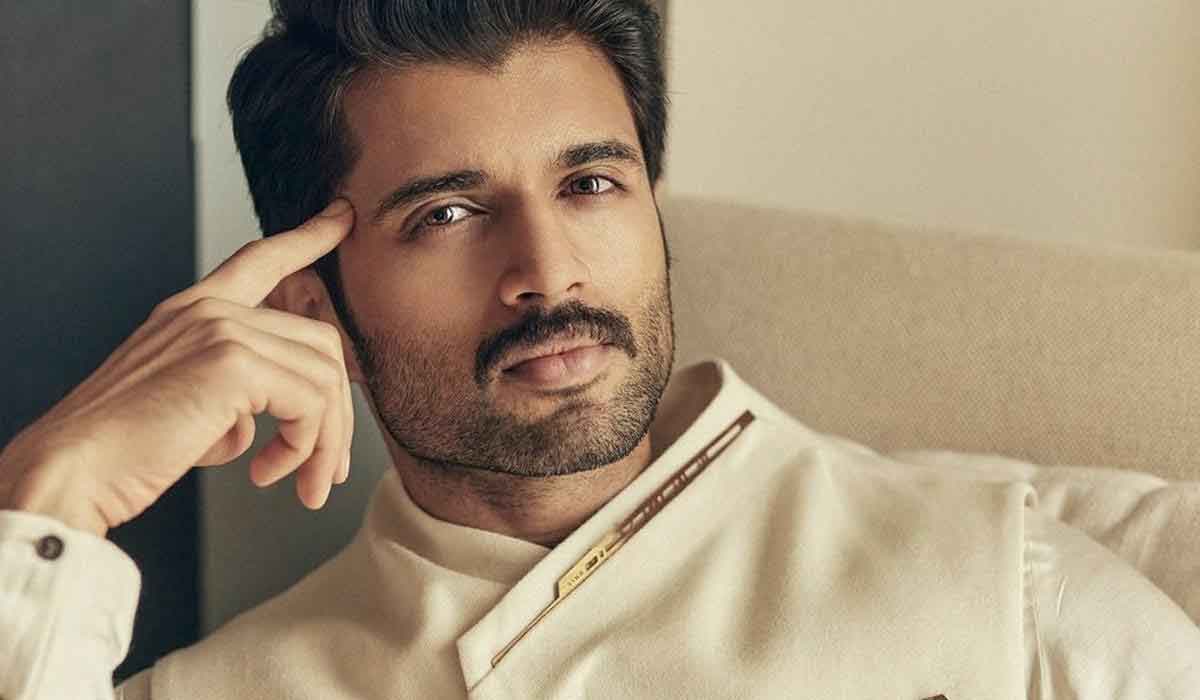 Vijay Devarakonda| పేరు మార్చుకోబోతున్న విజయ్ దేవరకొండ… కారణం ఏంటో తెలుసా? Vijay Devarakonda| పేరు మార్చుకోబోతున్న విజయ్ దేవరకొండ… కారణం ఏంటో తెలుసా?