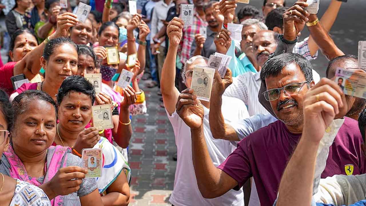 Lok Sabha Elections | చివరి దశ ఎన్నికలకు పోలింగ్ ప్రారంభం.. సాయంత్రం 6.30 తర్వాత ఎగ్జిట్ పోల్స్.. Lok Sabha Elections | చివరి దశ ఎన్నికలకు పోలింగ్ ప్రారంభం.. సాయంత్రం 6.30 తర్వాత ఎగ్జిట్ పోల్స్..